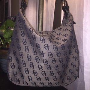 Dooney & Bourke Handbag